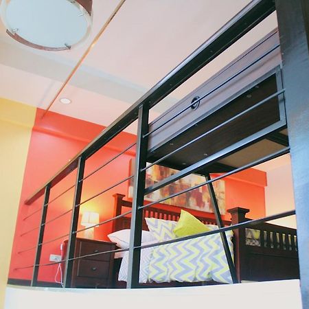 Loft Type Condominium At Club Ultima Residences Cebu Room photo