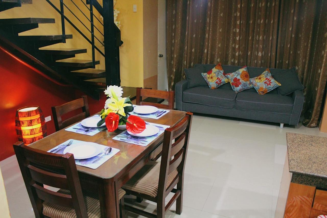 Loft Type Condominium At Club Ultima Residences Cebu Room photo